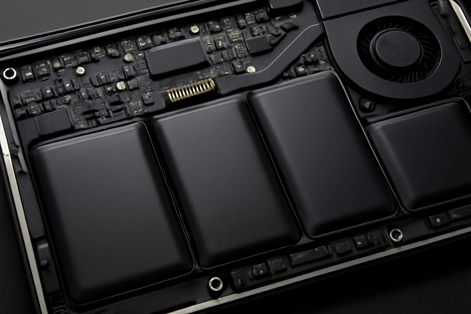 laptop battery hardware